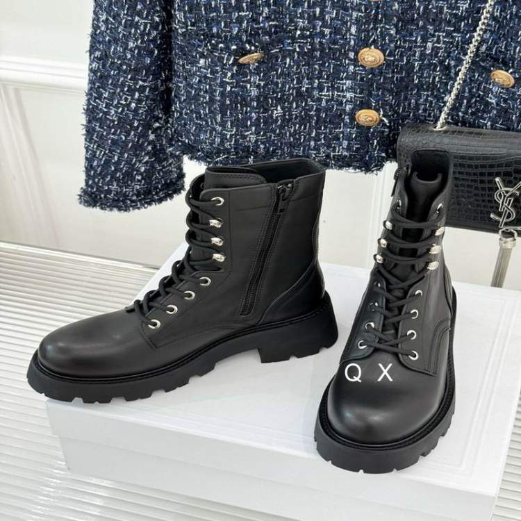 Picture of Celine Shoes _SKUCelinesz35-40JX07012093